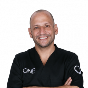 Dr. Alejandro Vivas-Rojo